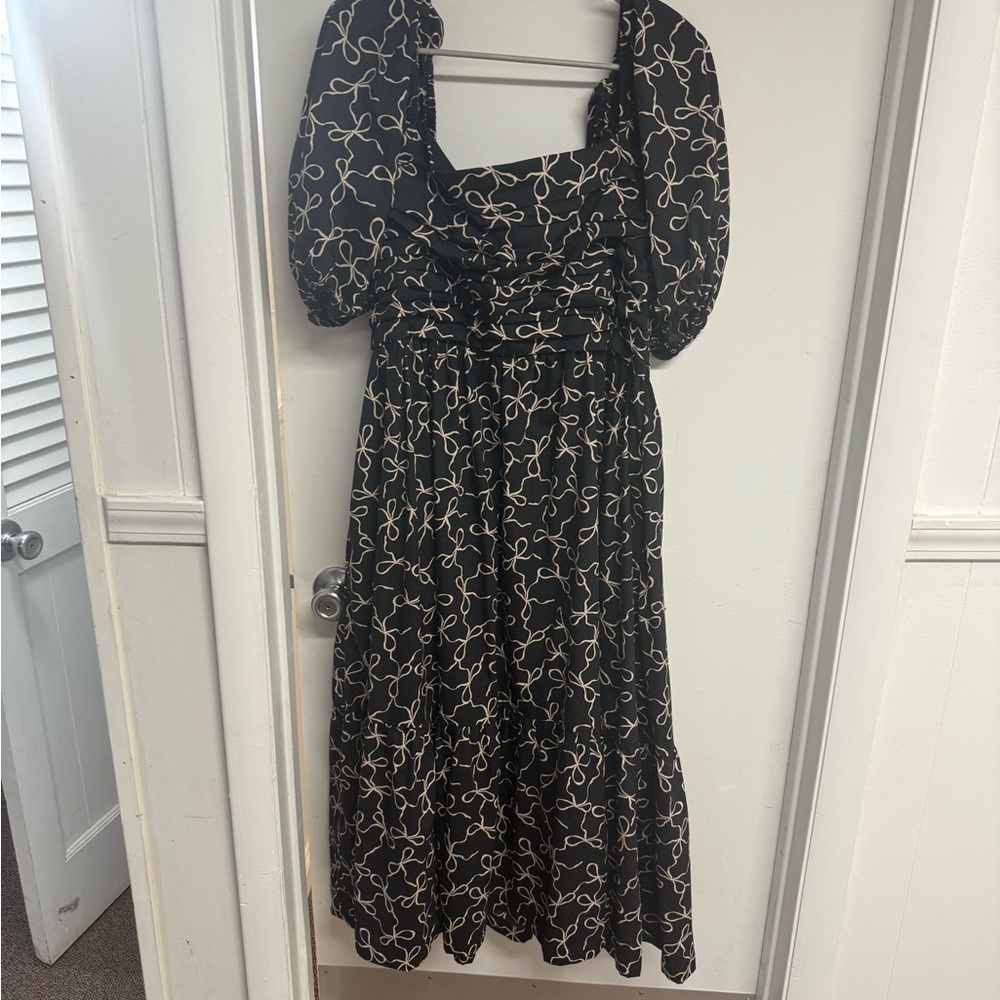 Abercrombie Emerson midi puff sleeve dress
